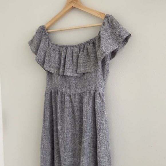 FRNCH Paris Ruffle Off the Shoulder Button Dress - Picture 7 of 11